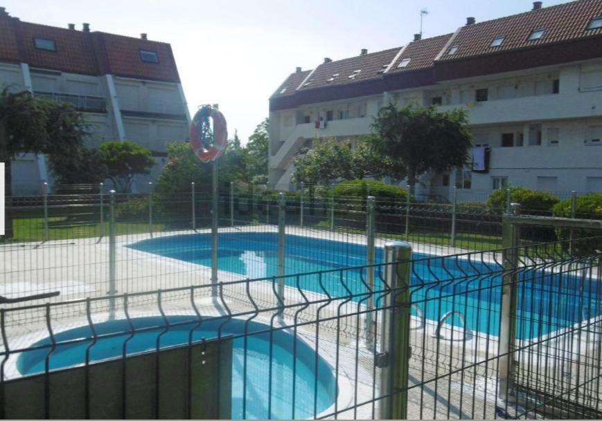 Duplex Con Piscina Muy Cerca De La Playa Apartment Santiuste Exterior foto